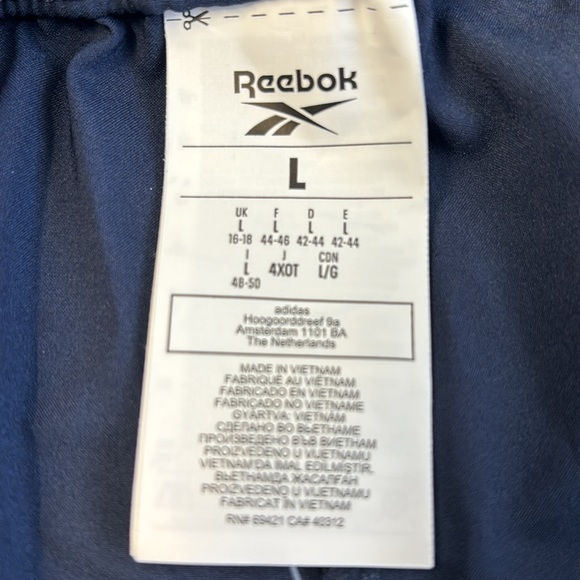 Reebok Training Shorts - Picture 3 of 5